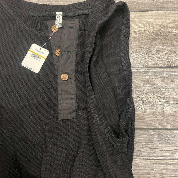 Free People Bodysuit NWT Peek Aye Black Textured Henley Sleeveless Top Small - Picture 6 of 10